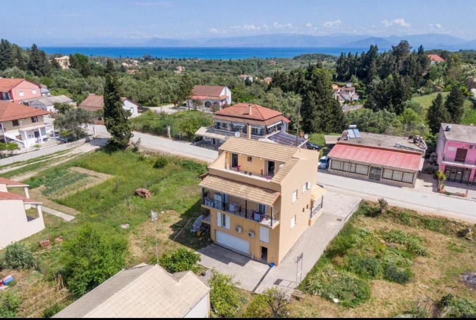 Ferienwohnung La Soffitta Di Bampina Perivólion Exterior foto
